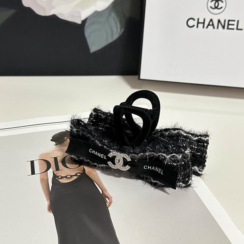 Chanel Hair grab clip hh (1)