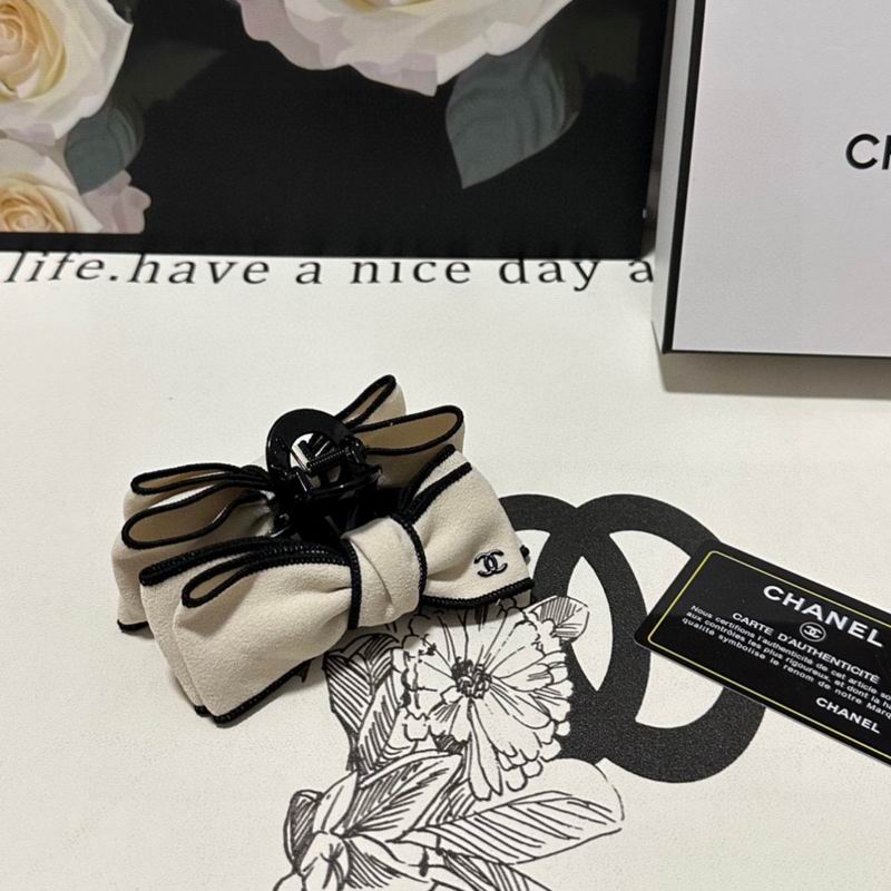 Chanel Hair grab clip hh (10)