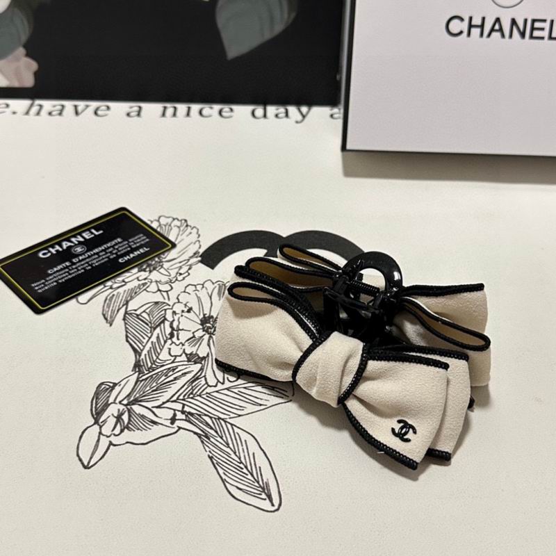 Chanel Hair grab clip hh (11)
