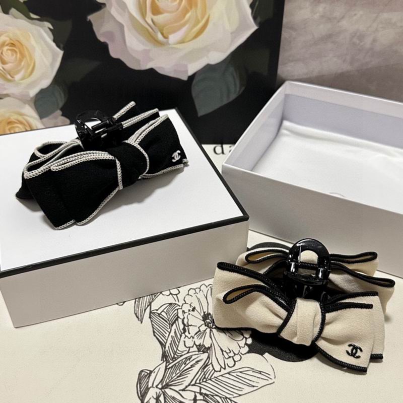Chanel Hair grab clip hh (18)