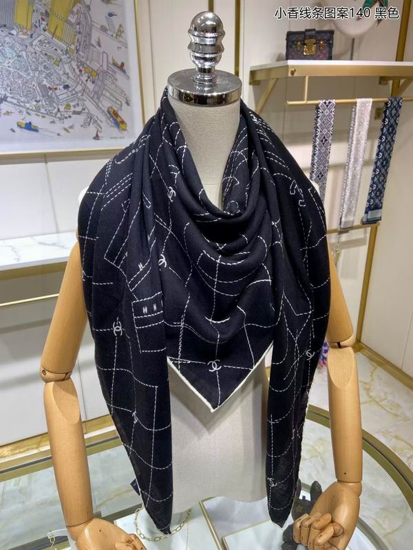 Chanel Scarf 135X135cm 70%羊绒30%真丝 E08 (2)