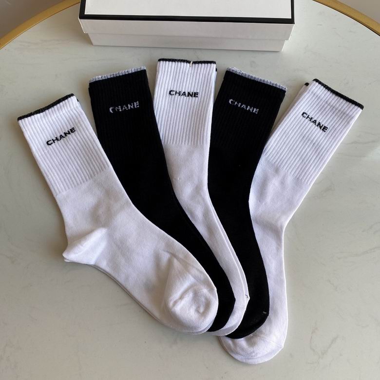 Chanel Sock  (1)