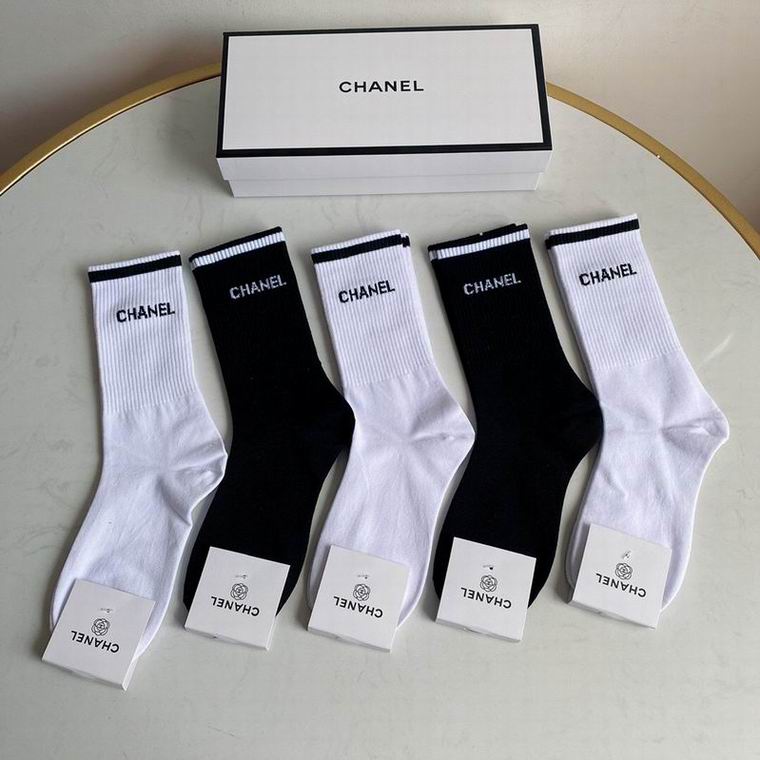 Chanel Sock  (2)