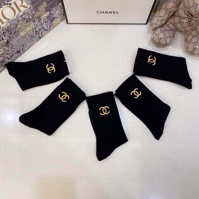 Chanel Sock  (3)