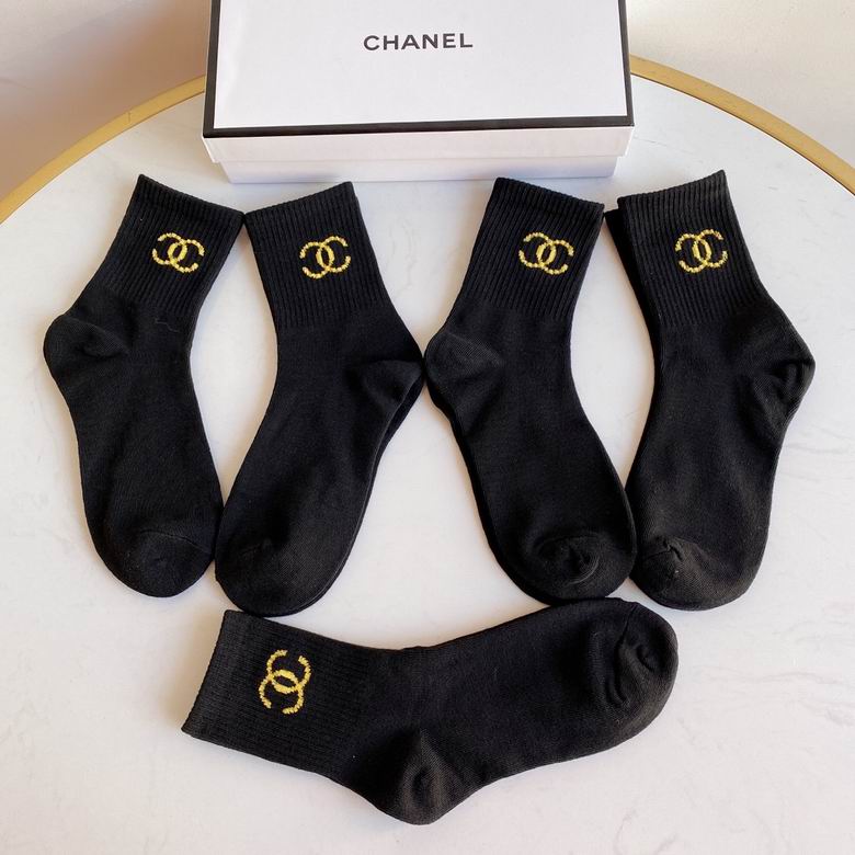 Chanel Sock  (4)