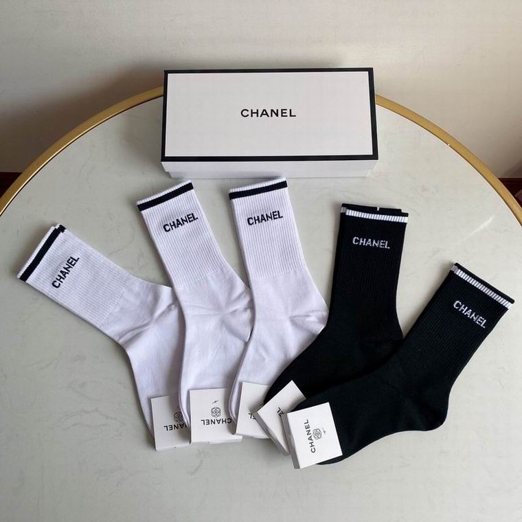 Chanel Sock  (5)