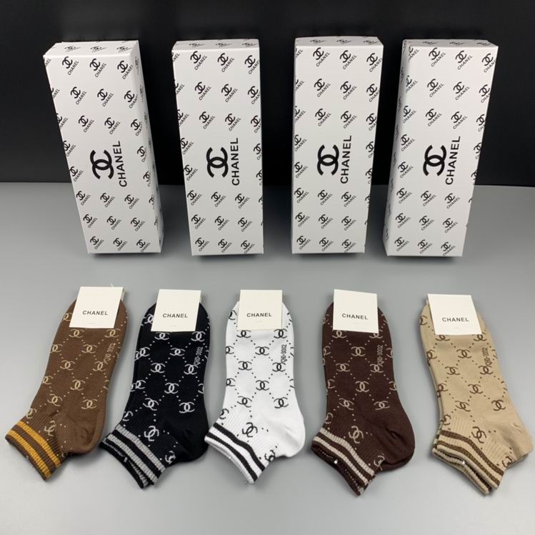 Chanel Socks  (1)