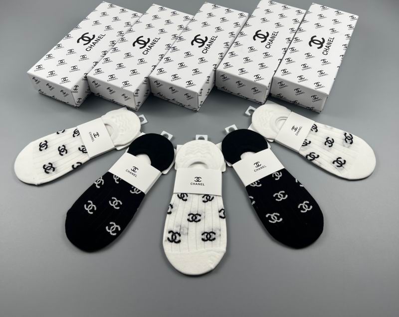 Chanel Socks  (3)