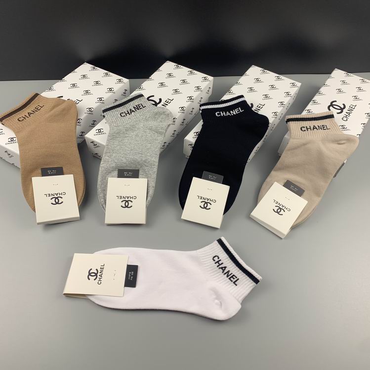 Chanel Socks  (3)