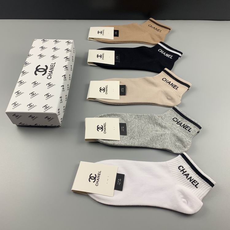 Chanel Socks  (4)