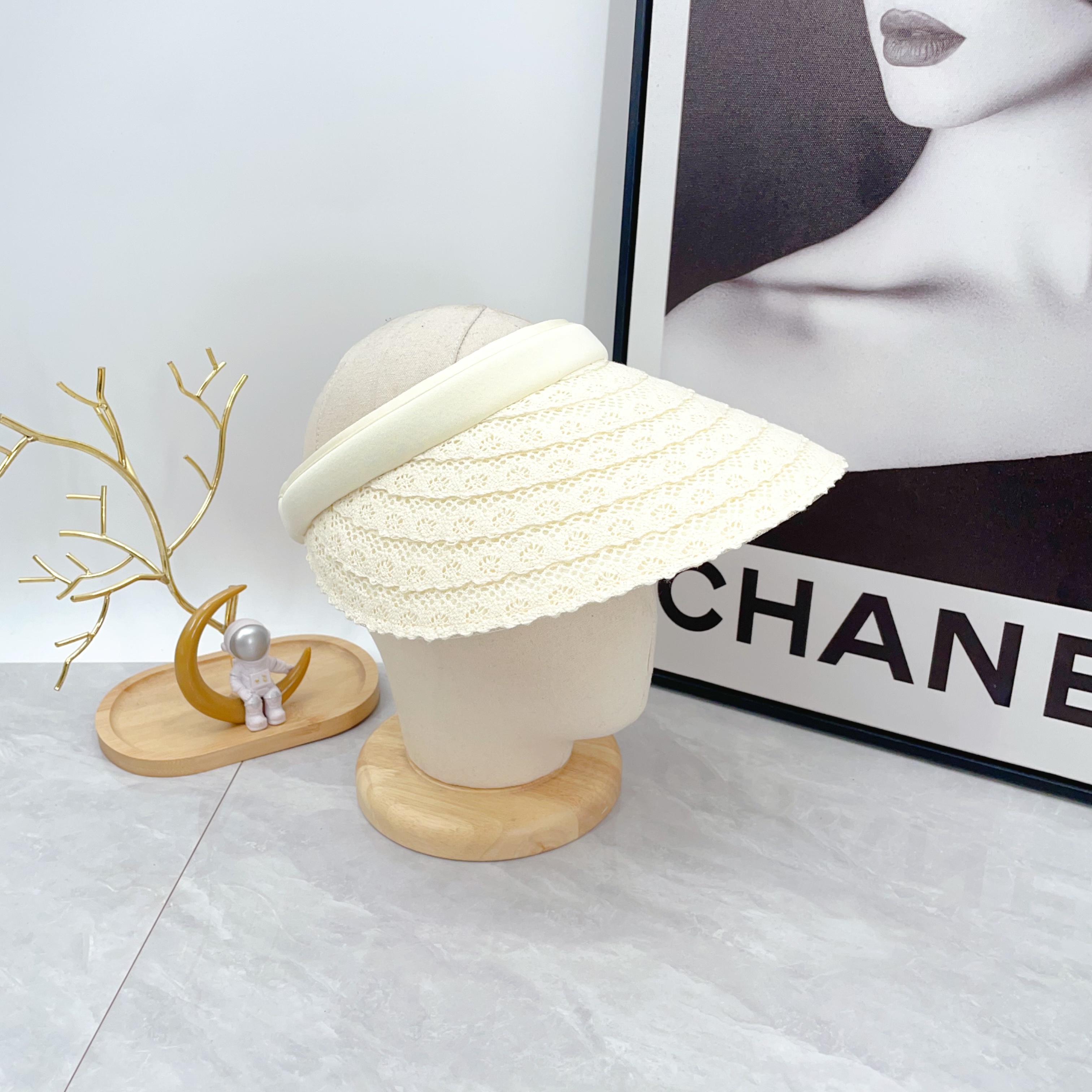 Chanel Visor dx (299)
