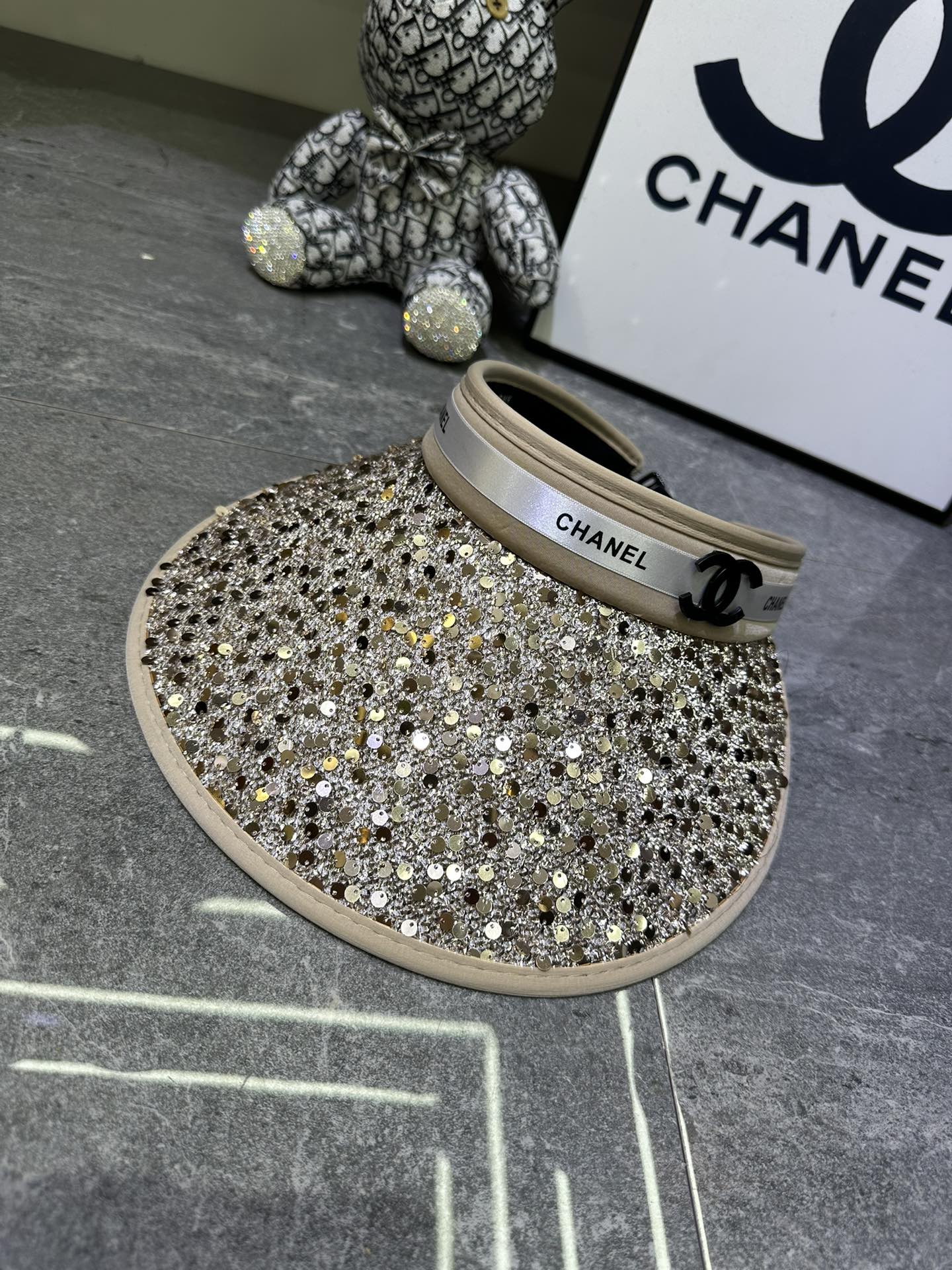 Chanel Visor dx (477)