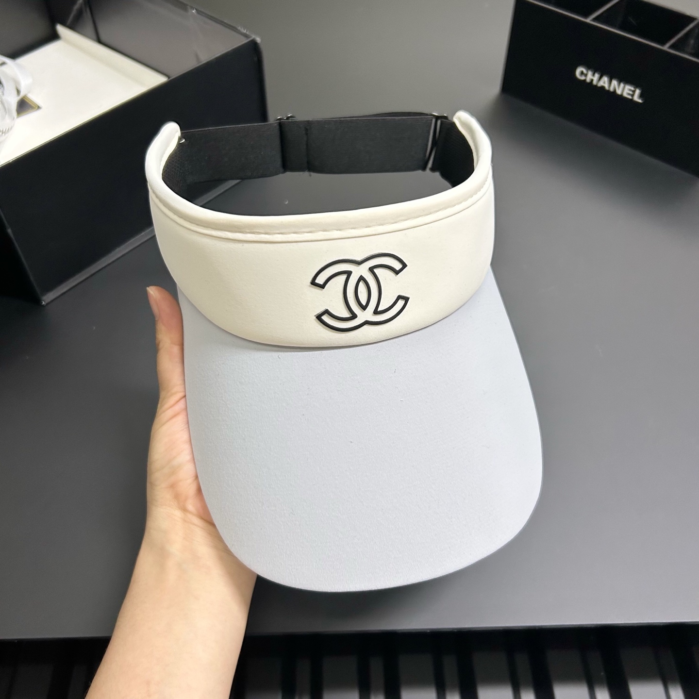 Chanel Visor dx (656)