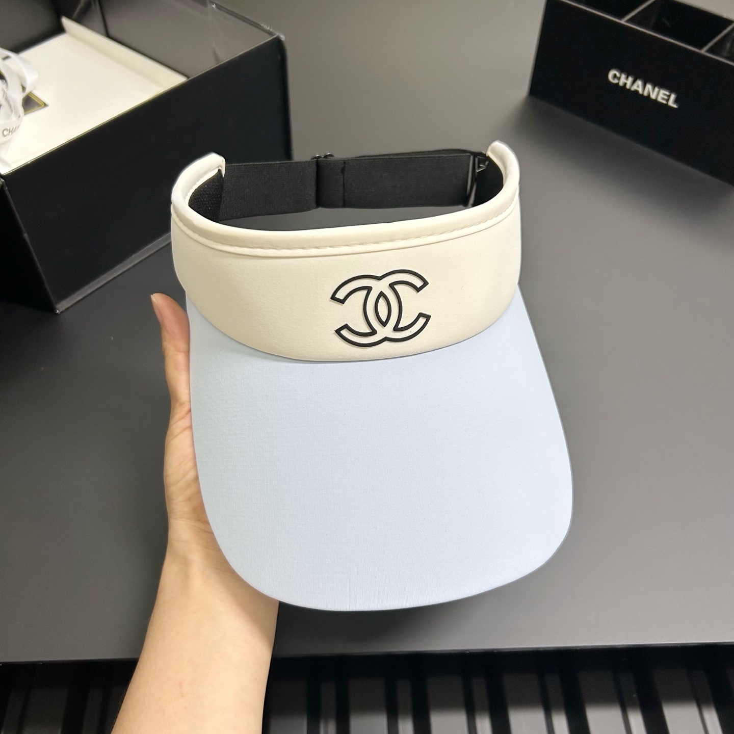 Chanel Visor dx (658)