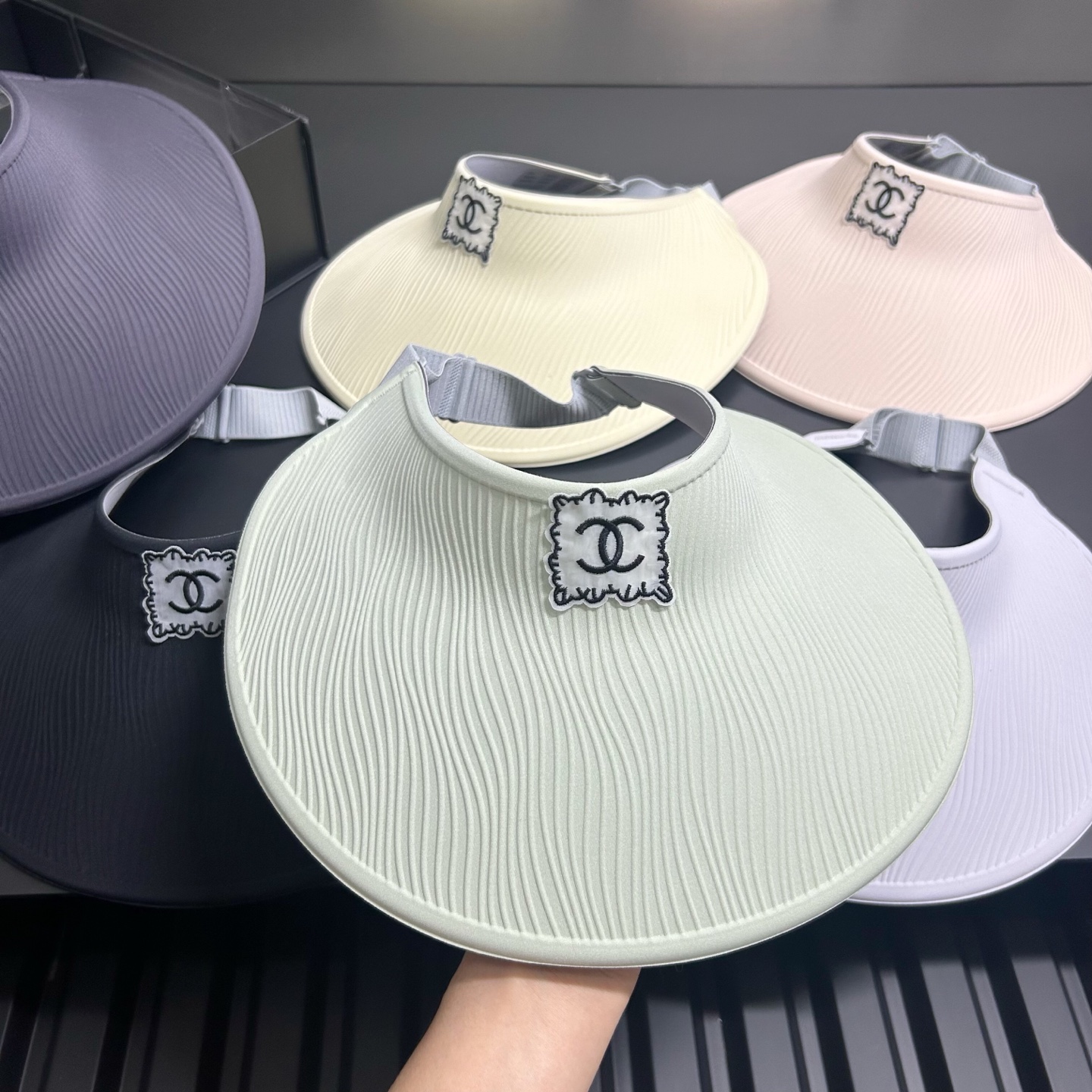 Chanel Visor dx (828)