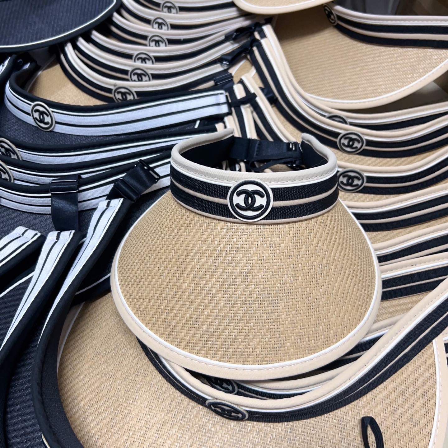 Chanel Visor dx (945)