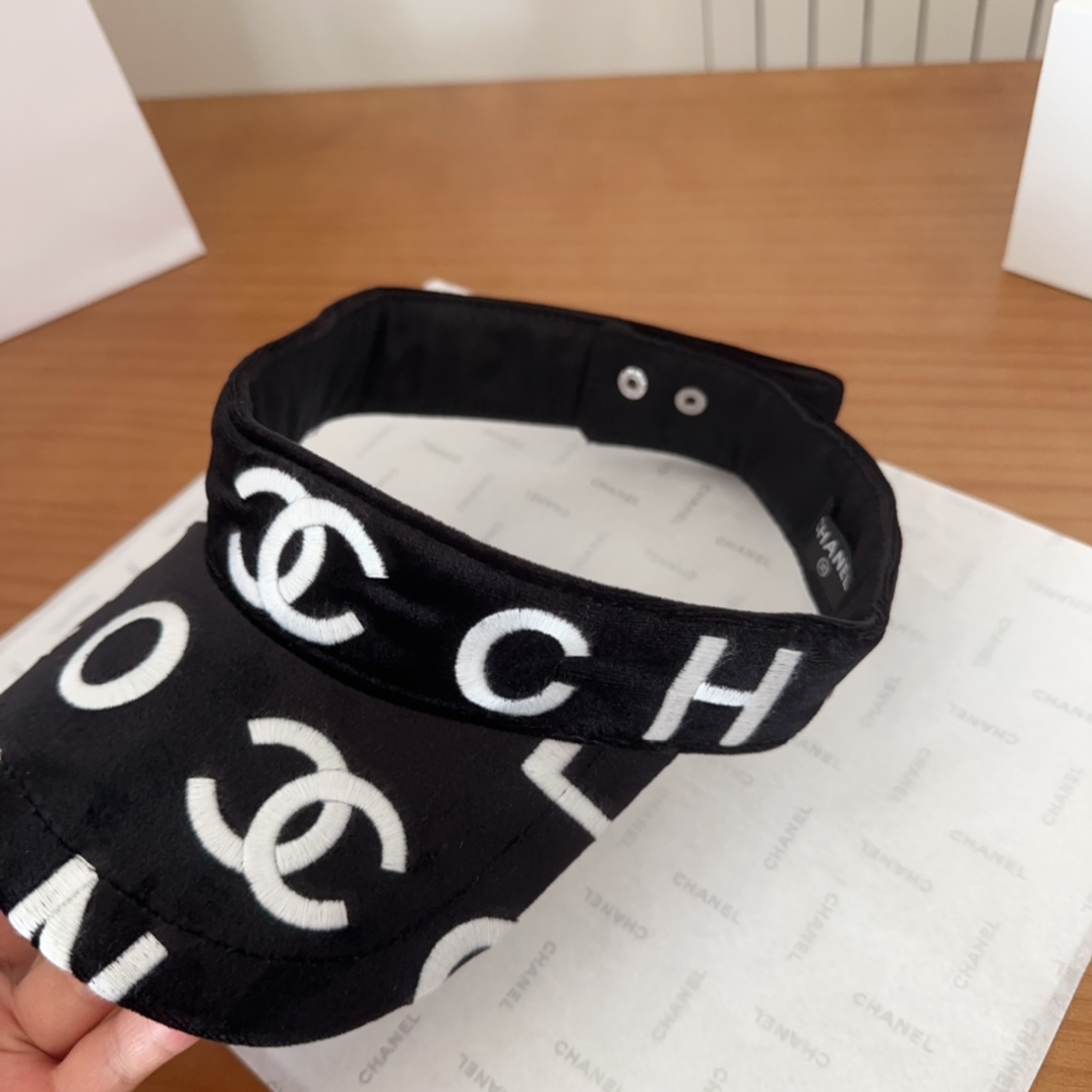 Chanel Visor dx (977)