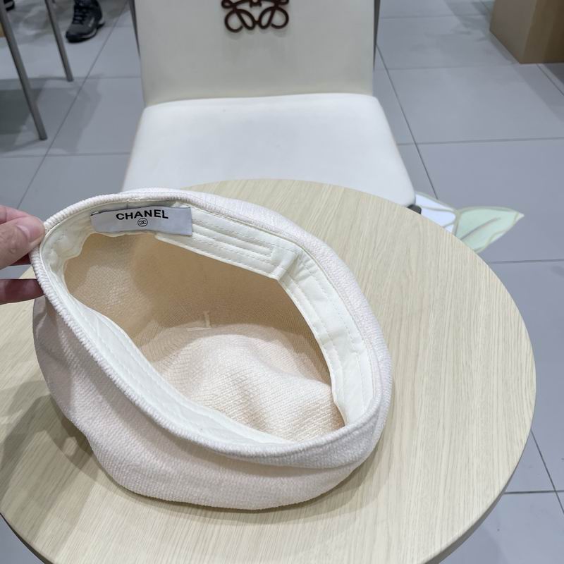 Chanel beret (140)