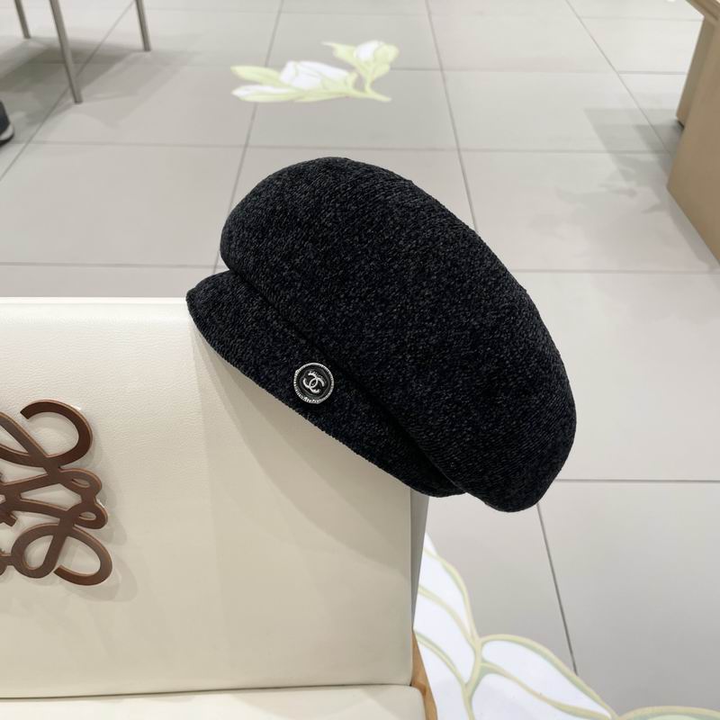 Chanel beret (150)