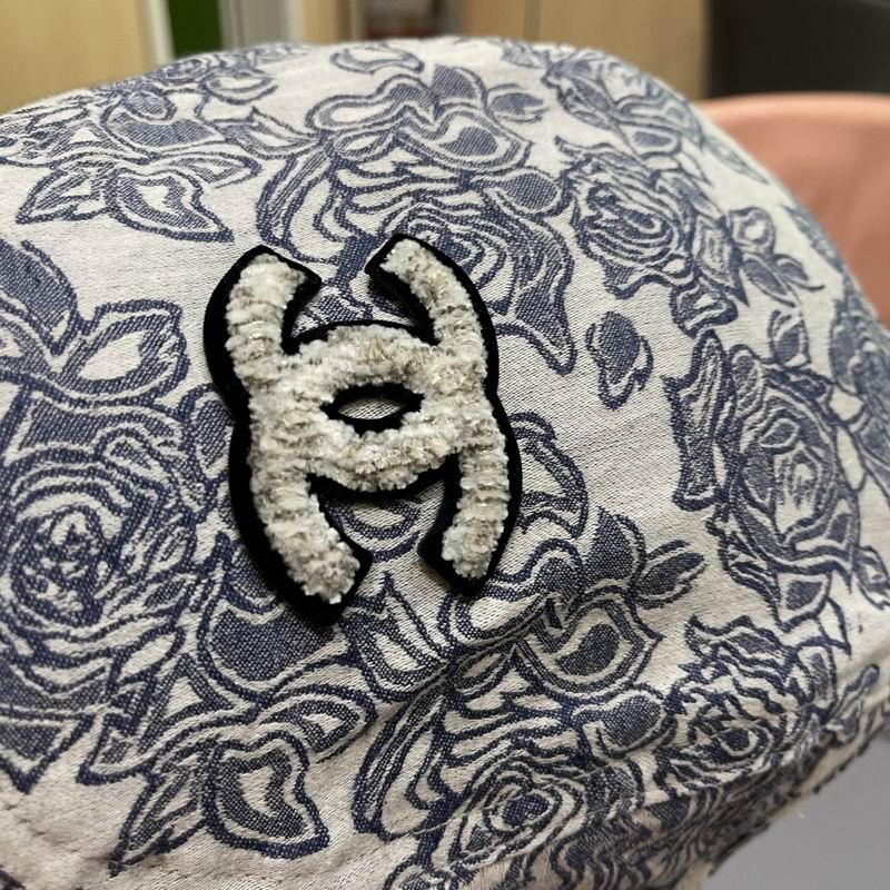 Chanel beret (180)