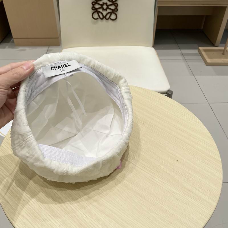 Chanel beret (218)