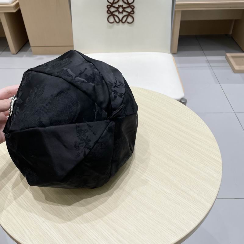 Chanel beret (242)
