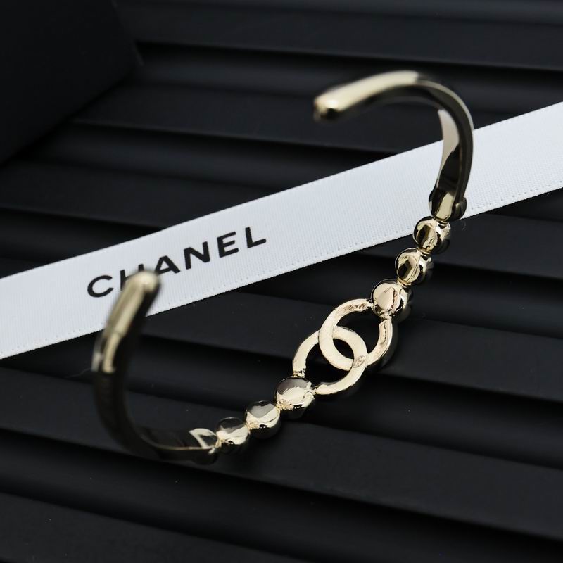 Chanel bracelet 05yxh01 (5)