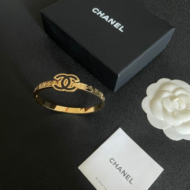 Chanel bracelet 05yxh11 (1)