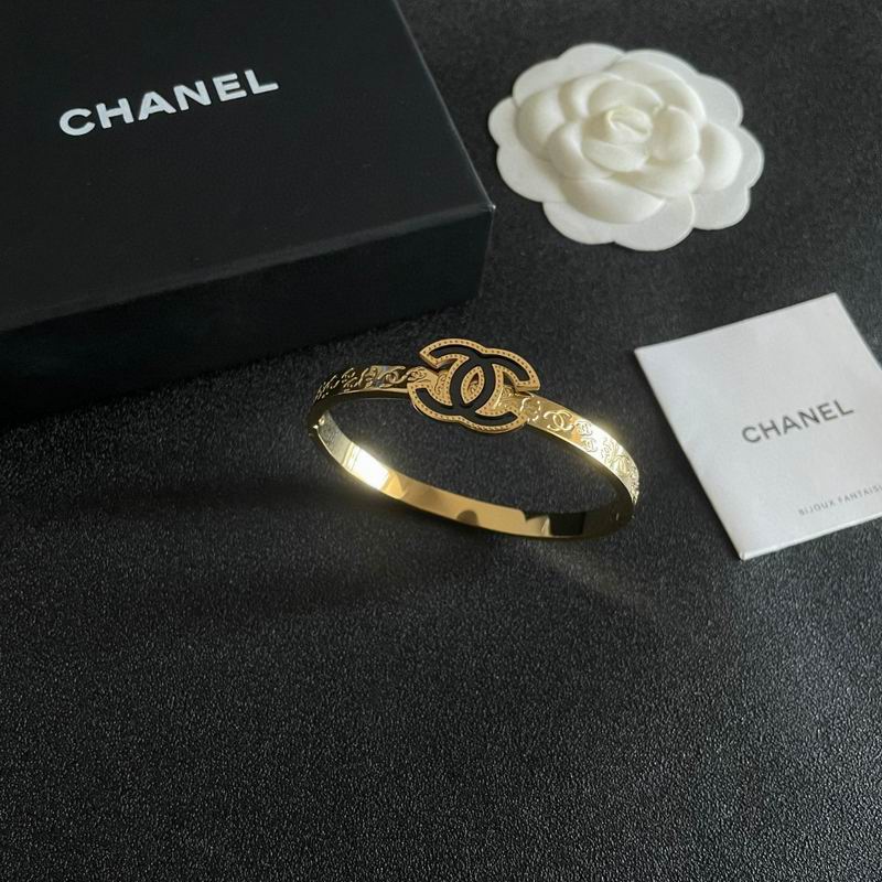 Chanel bracelet 05yxh11 (2)