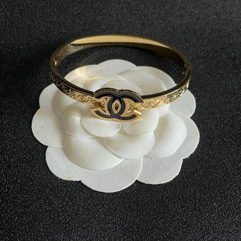 Chanel bracelet 05yxh11 (4)