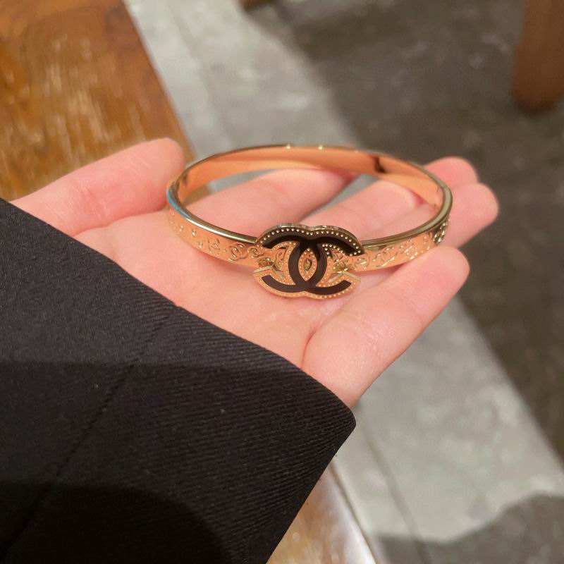 Chanel bracelet 05yxh11 (5)