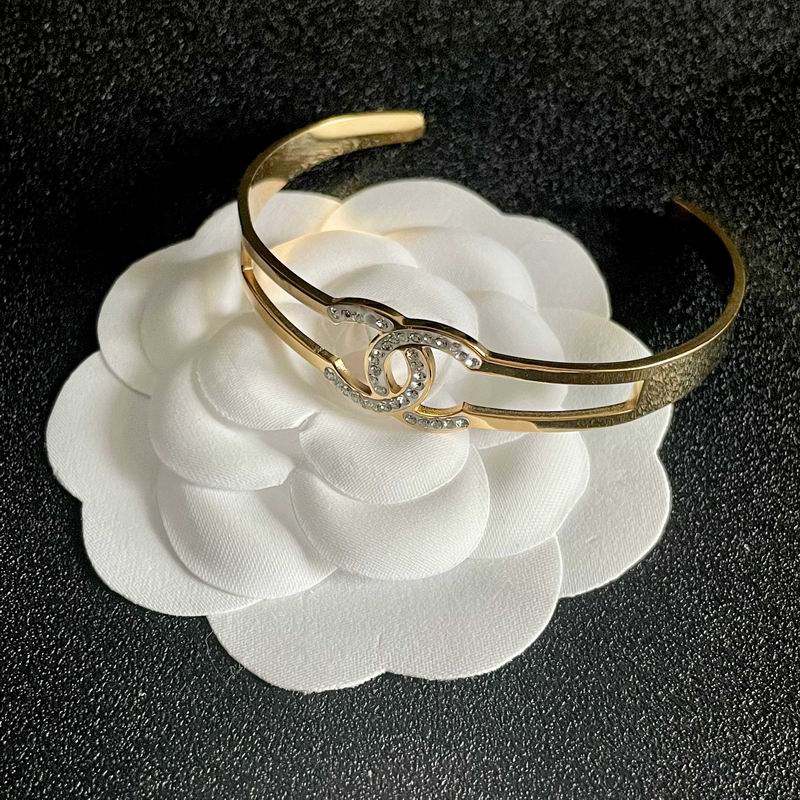 Chanel bracelet 05yxh15 (4)