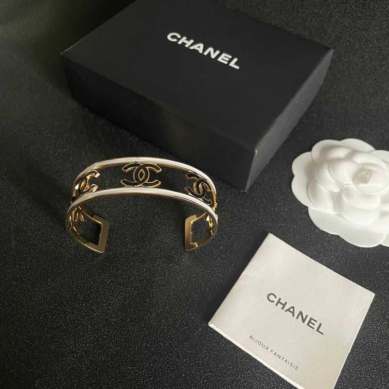 Chanel bracelet 05yxh16 (1)