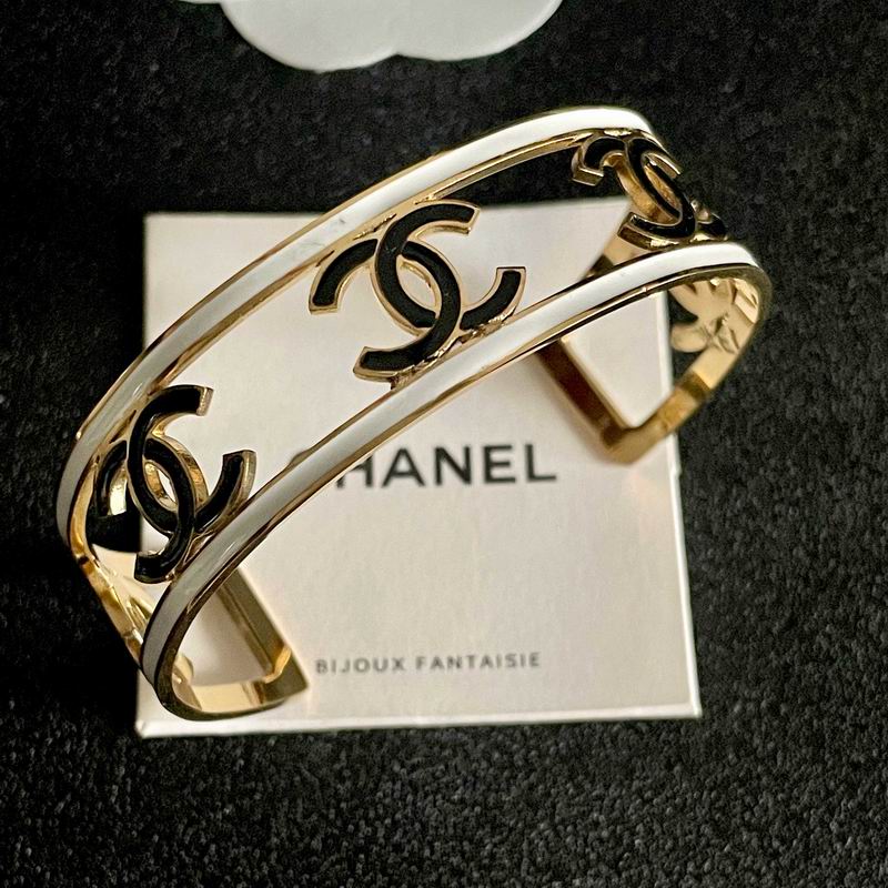 Chanel bracelet 05yxh16 (3)
