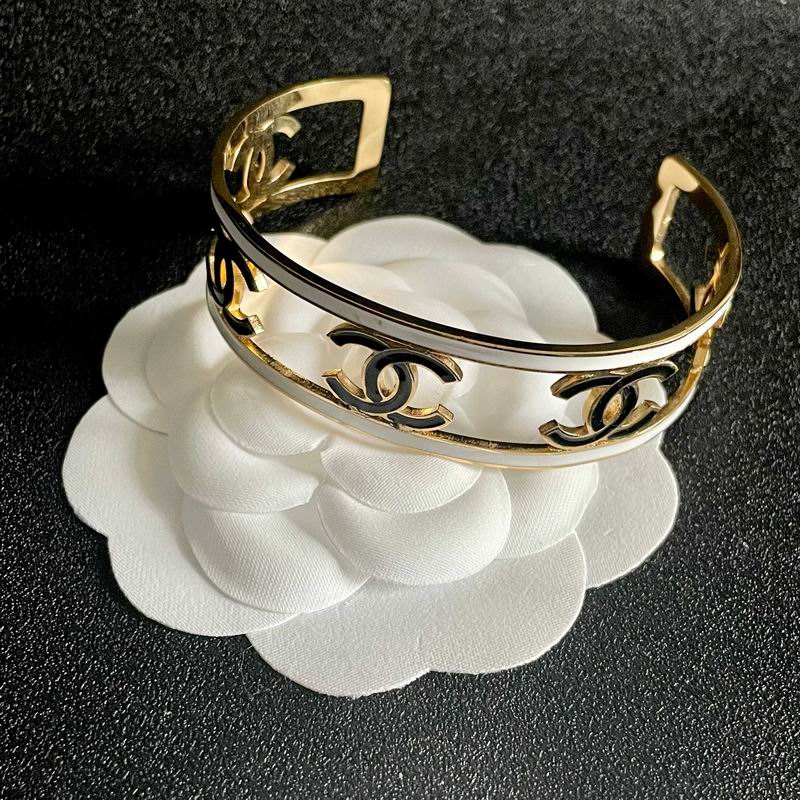 Chanel bracelet 05yxh16 (4)
