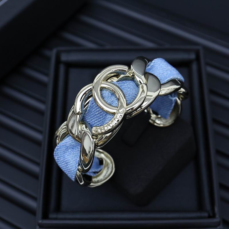 Chanel bracelet 05yxh20 (6)