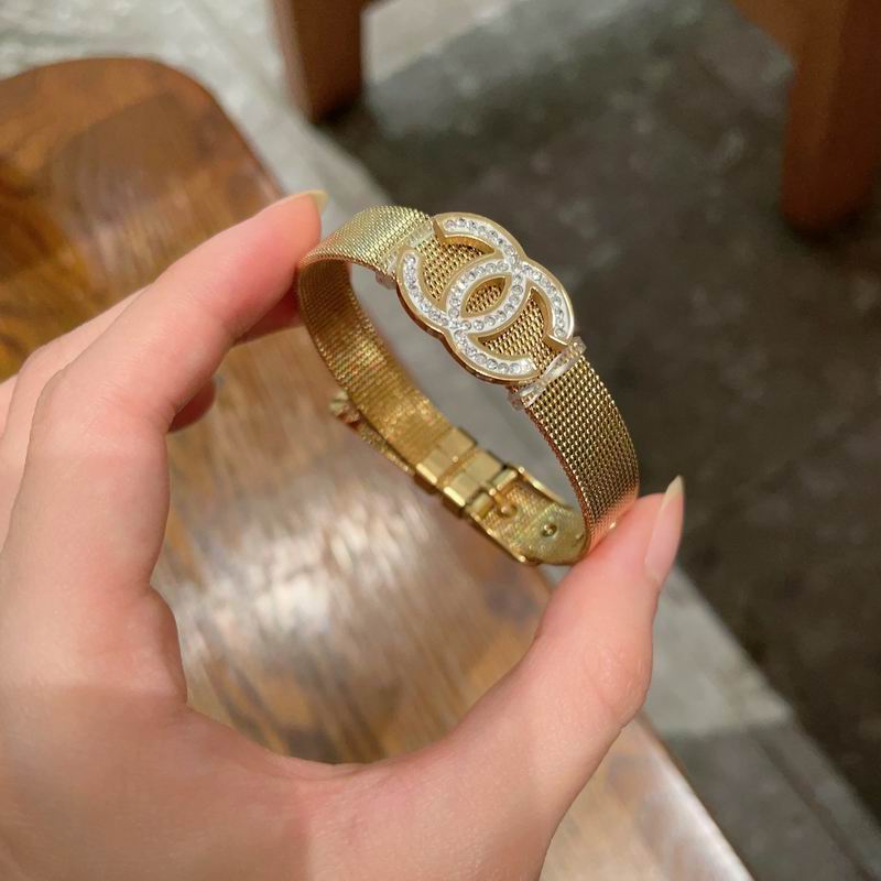Chanel bracelet 05yxh26 (6)