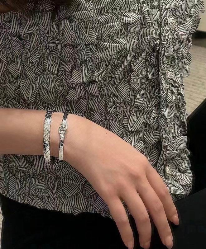 Chanel bracelet 05yxh28 (6)