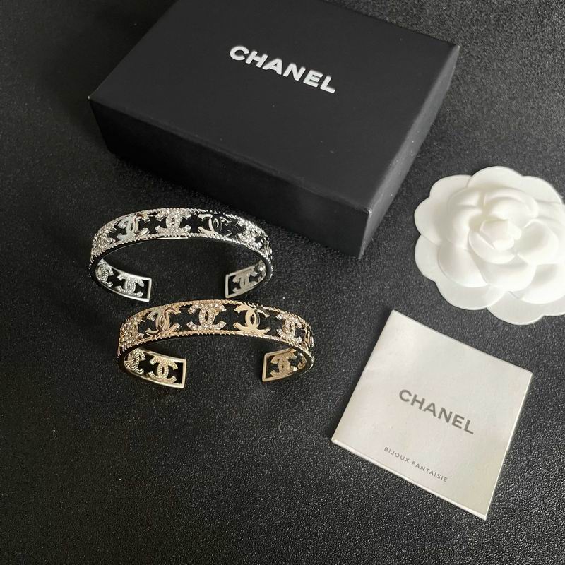 Chanel bracelet 06yxh04 (1)