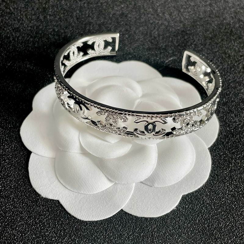 Chanel bracelet 06yxh04 (5)