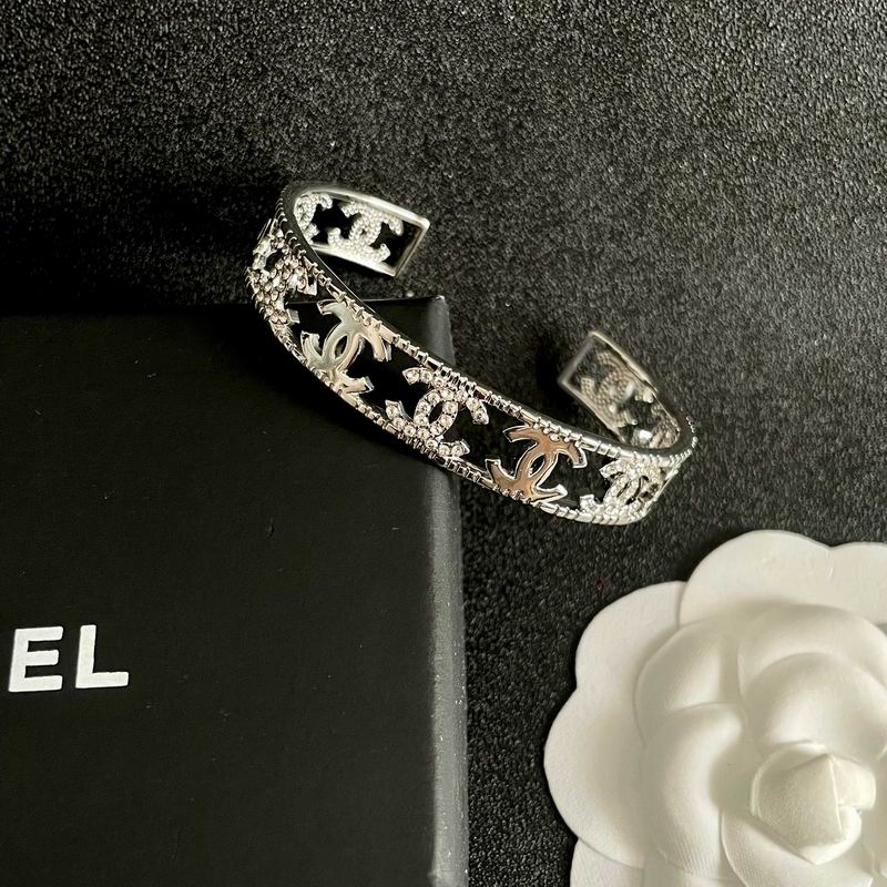 Chanel bracelet 06yxh04 (6)