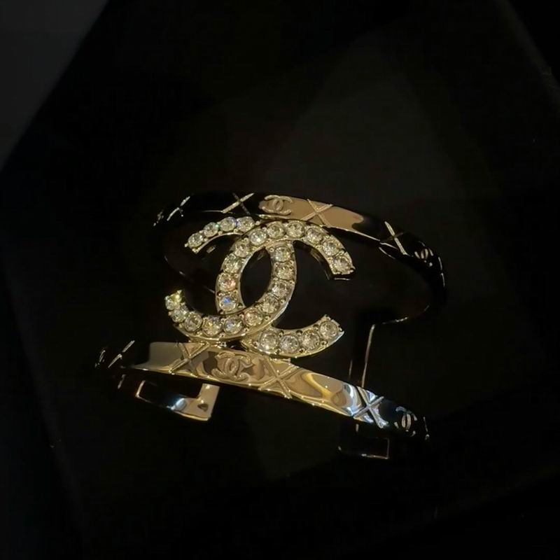 Chanel bracelet 06yxh06 (2)
