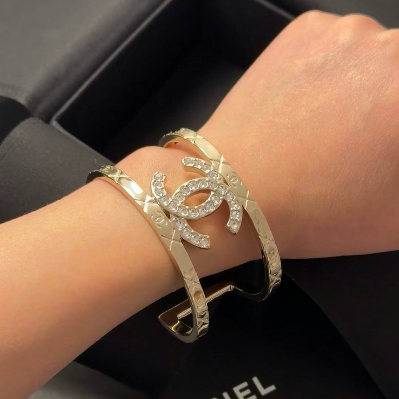Chanel bracelet 06yxh06 (4)