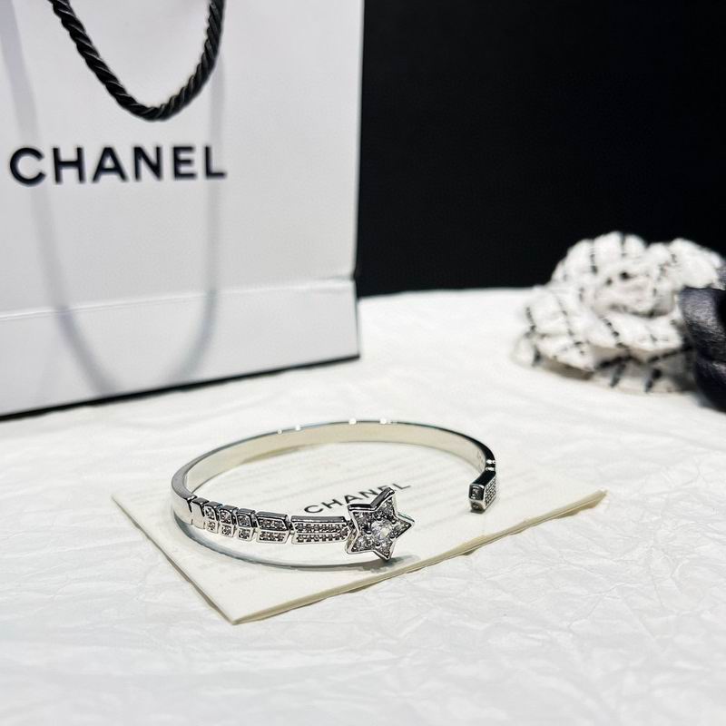Chanel bracelet 07yxh01 (2)
