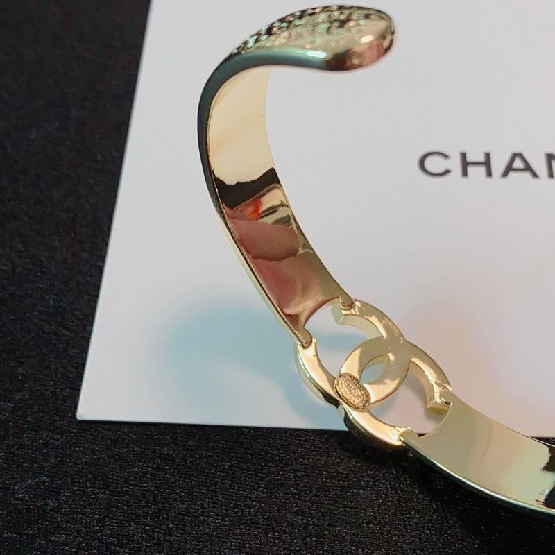 Chanel bracelet 07yxh02 (3)