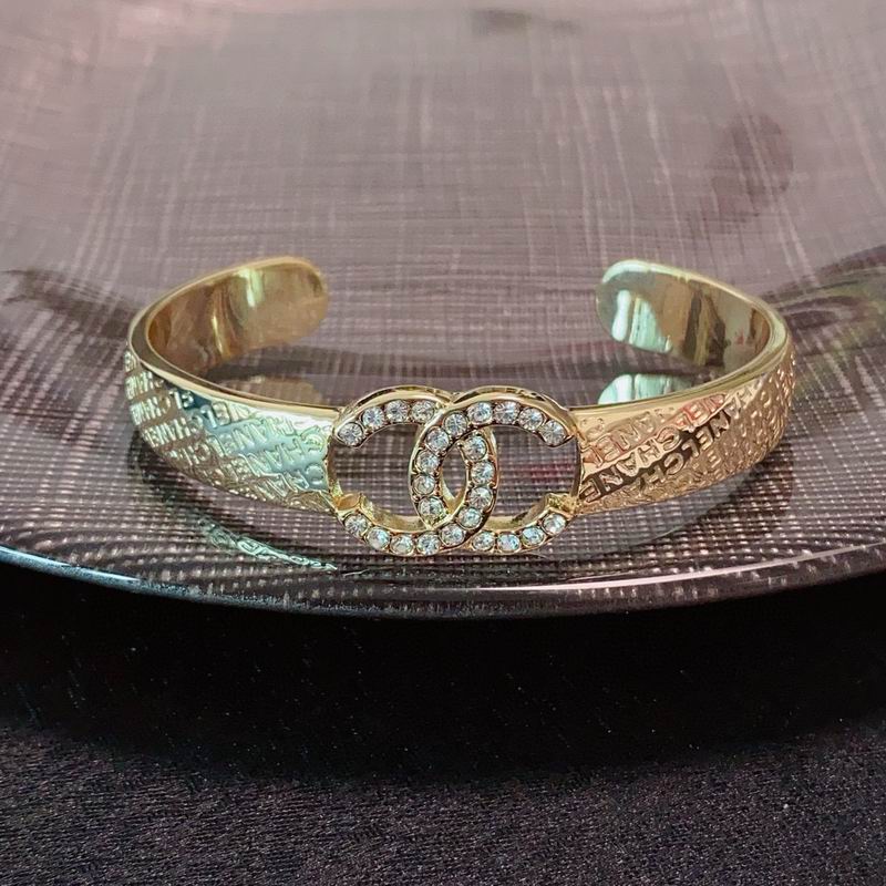 Chanel bracelet 07yxh02 (5)
