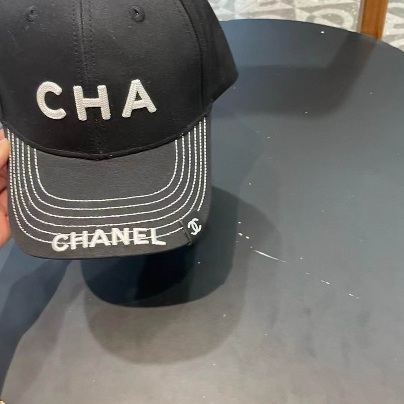 Chanel cap (101)
