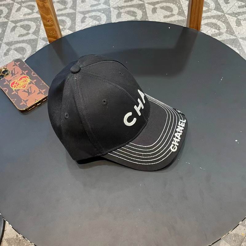 Chanel cap (102)
