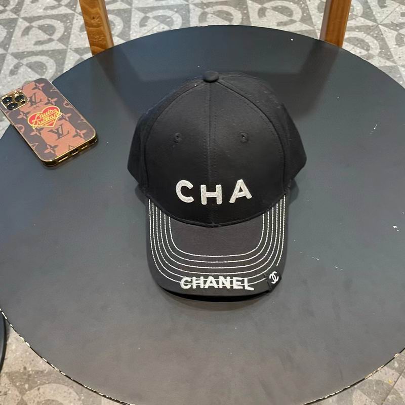 Chanel cap (104)