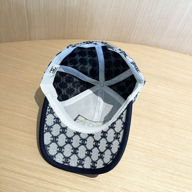 Chanel cap (170)
